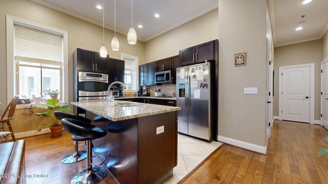 927 Cherokee Rd APT 1, Louisville, KY 40204