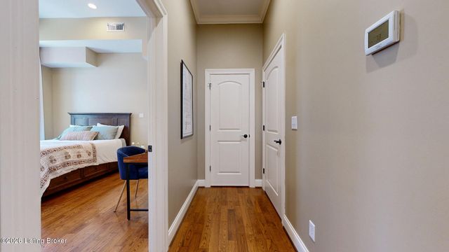 927 Cherokee Rd APT 1, Louisville, KY 40204
