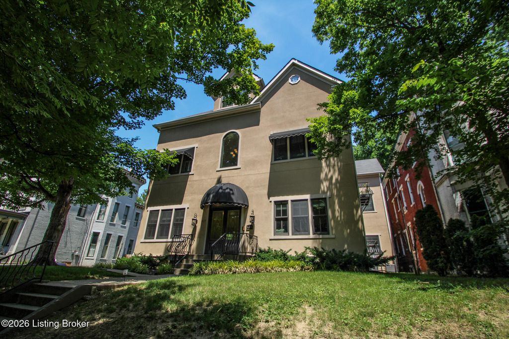 927 Cherokee Rd APT 1, Louisville, KY 40204