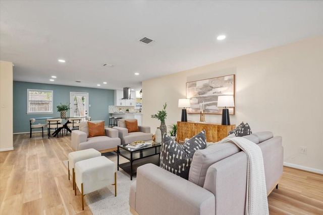 1106 Long Dr, Richmond, TX 77469