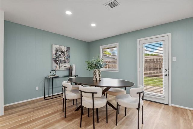 1106 Long Dr, Richmond, TX 77469