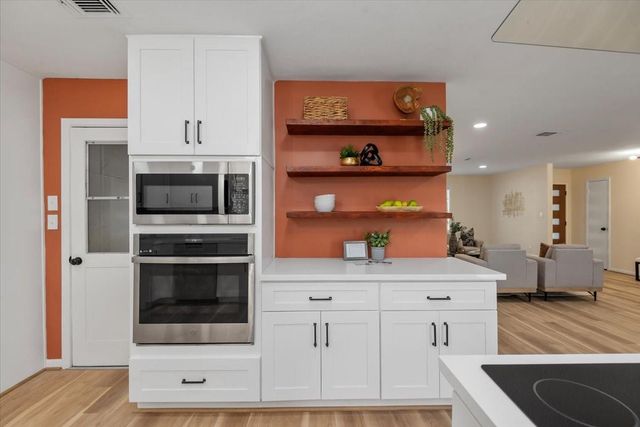 1106 Long Dr, Richmond, TX 77469