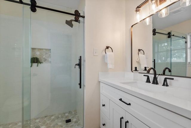 1106 Long Dr, Richmond, TX 77469