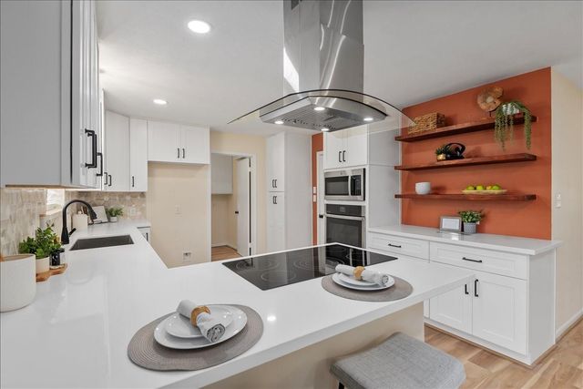 1106 Long Dr, Richmond, TX 77469