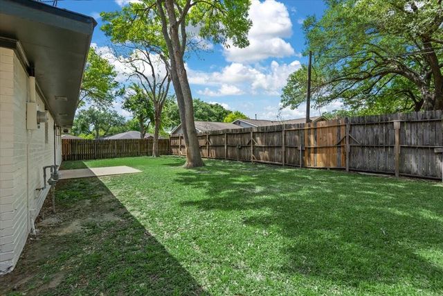 1106 Long Dr, Richmond, TX 77469
