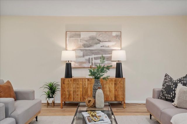 1106 Long Dr, Richmond, TX 77469