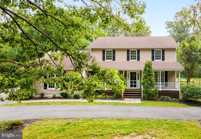 5901 MOORE RD, Marshall, VA 20115