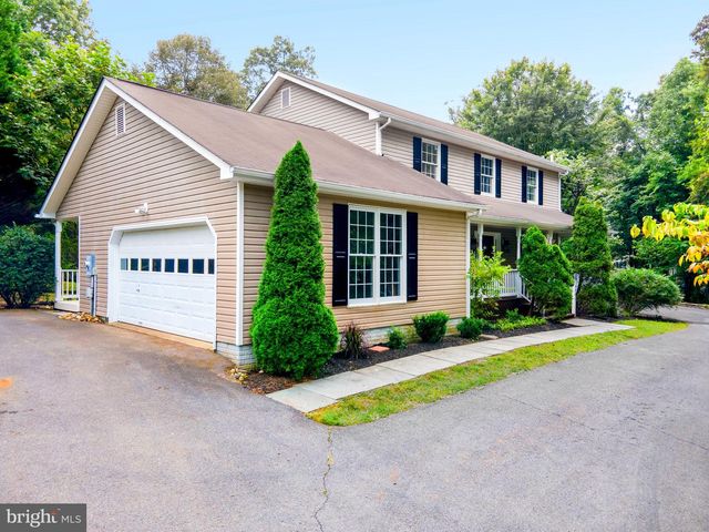 5901 MOORE RD, Marshall, VA 20115