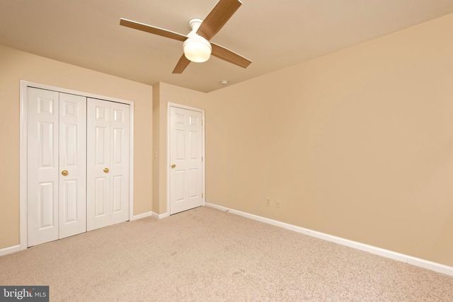 5901 MOORE RD, Marshall, VA 20115