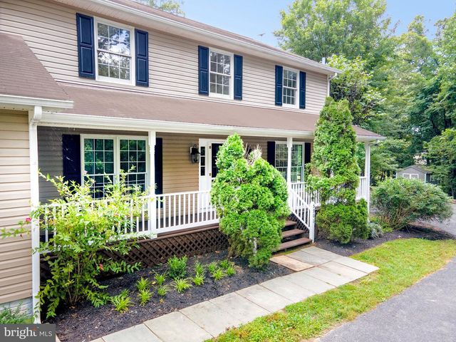 5901 MOORE RD, Marshall, VA 20115