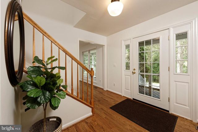 5901 MOORE RD, Marshall, VA 20115