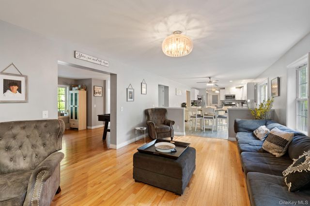 181 Penaluna Road, Monroe, NY 10950