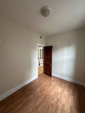 2808 W Augusta Bend 2, Chicago, IL 60622