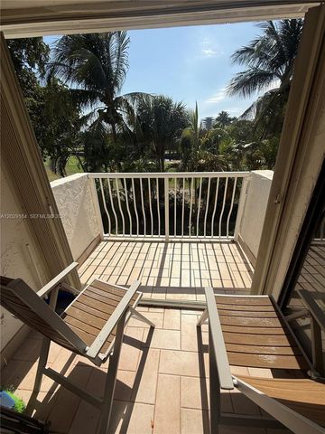 20306 NE 34th Court 39, Aventura, FL 33180