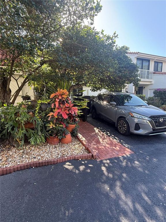 20306 NE 34th Court 39, Aventura, FL 33180