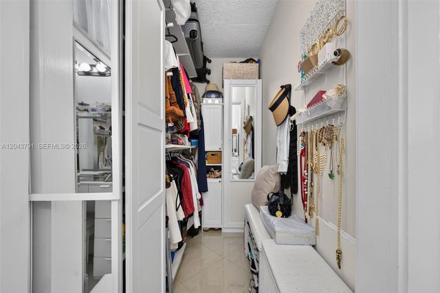 2930 Point East Drive E201, Aventura, FL 33160