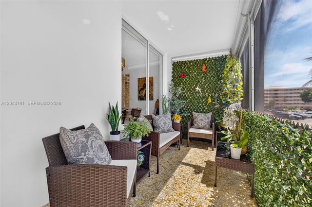 2930 Point East Drive E201, Aventura, FL 33160
