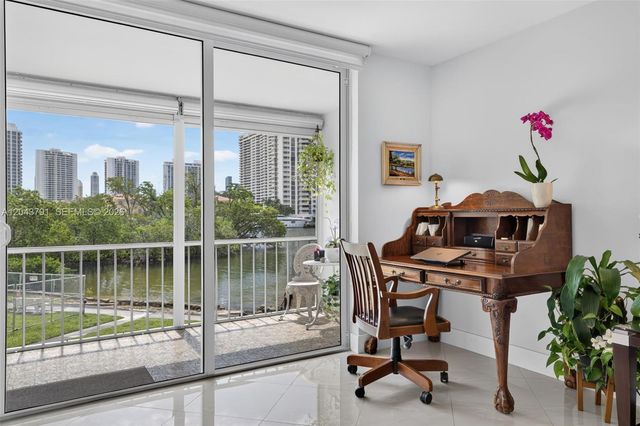 2930 Point East Drive E201, Aventura, FL 33160