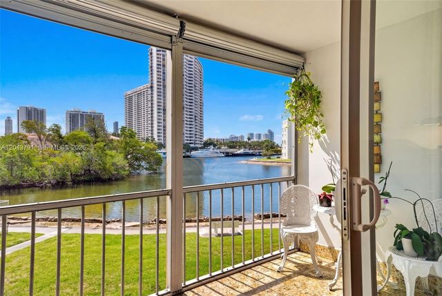 2930 Point East Drive E201, Aventura, FL 33160