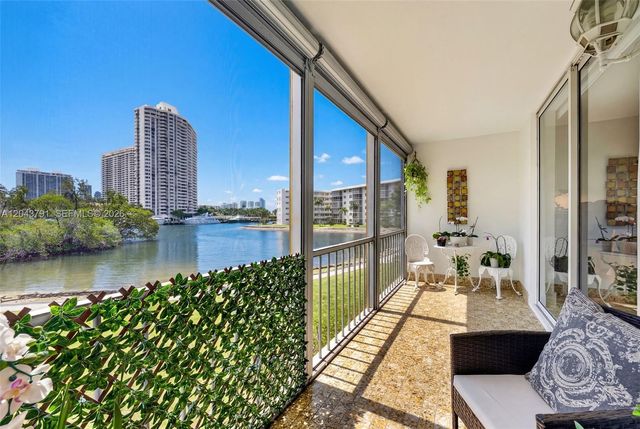2930 Point East Drive E201, Aventura, FL 33160