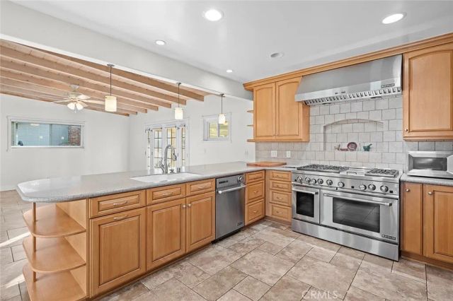 703 S Armel Dr, Covina, CA 91723