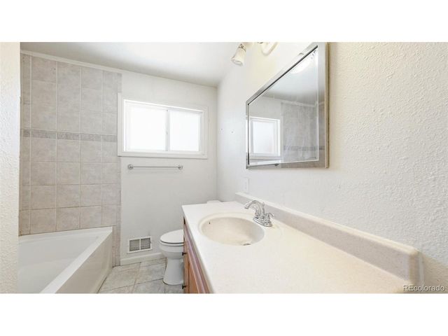 10070 Brigitte Dr, Northglenn, CO 80260