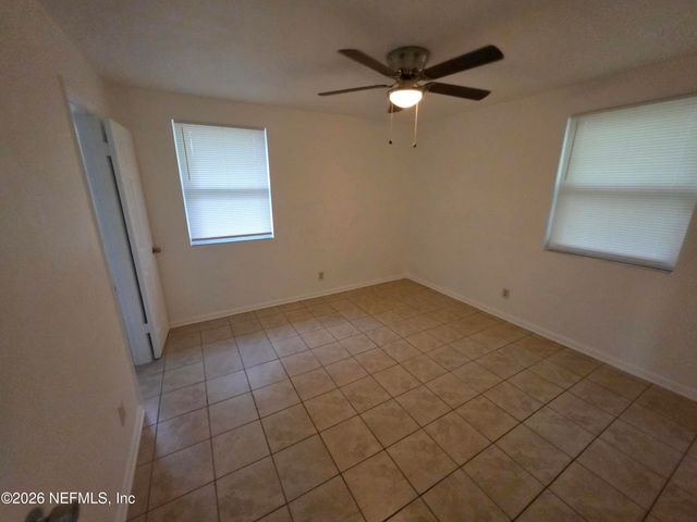 11428 HARLAN Drive, Jacksonville, FL 32218