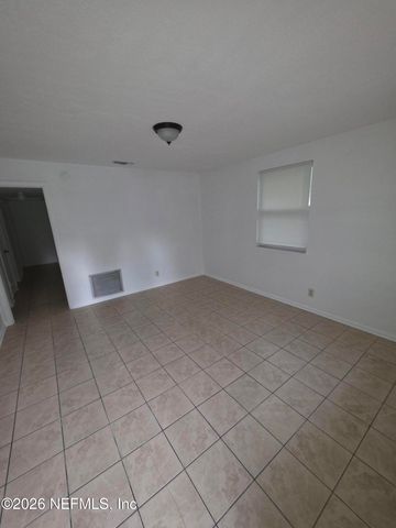 11428 HARLAN Drive, Jacksonville, FL 32218