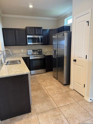 13910 Annas, San Antonio, TX 78233