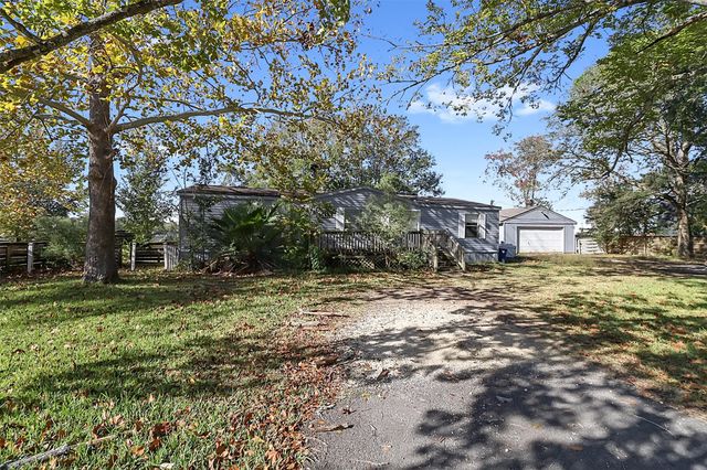 212 West Drive, Kemah, TX 77565