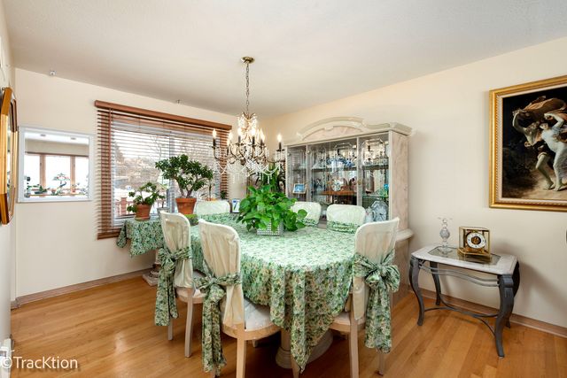 551 N PLAMONDON Drive, Addison, IL 60101