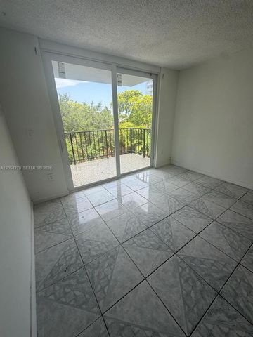 12500 NE 15th Avenue 402, North Miami, FL 33161