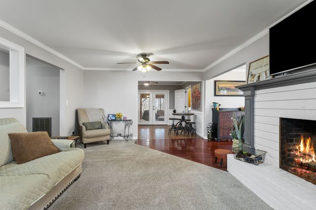 881 Mount Olivet Rd, Columbia, TN 38401