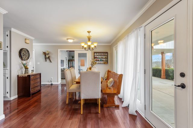 881 Mount Olivet Rd, Columbia, TN 38401