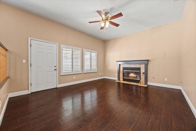 71 Reed Rd, Oakdale, CA 95361