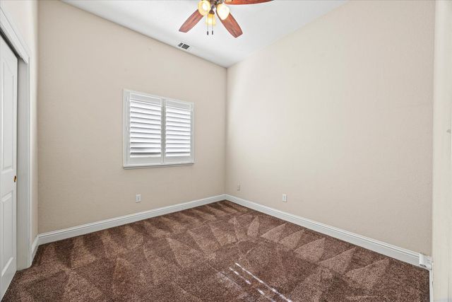 71 Reed Rd, Oakdale, CA 95361