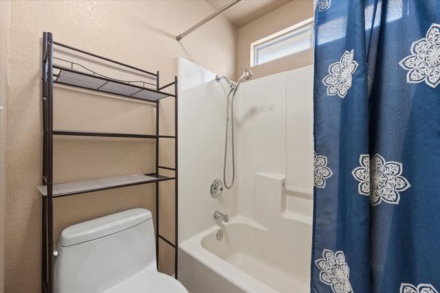 71 Reed Rd, Oakdale, CA 95361