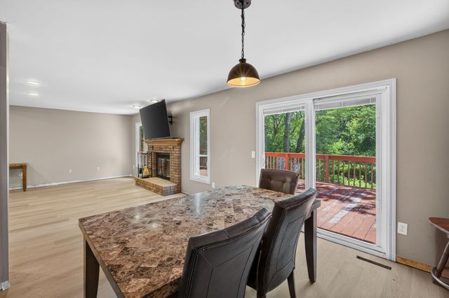 3889 92nd Drive, Urbandale, IA 50322