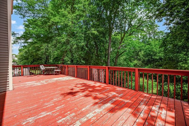 3889 92nd Drive, Urbandale, IA 50322