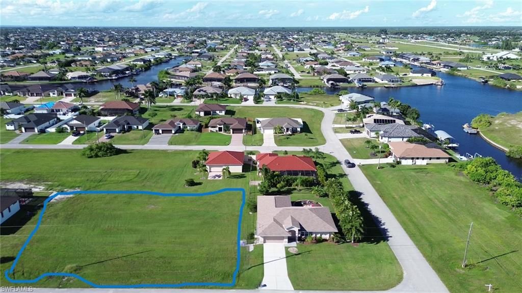 3325 8th TER, CAPE CORAL, FL 33993 — photo 3