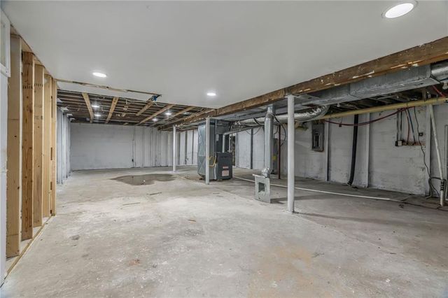 506 E 165th Street, Belton, MO 64012