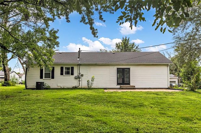506 E 165th Street, Belton, MO 64012