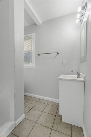 506 E 165th Street, Belton, MO 64012
