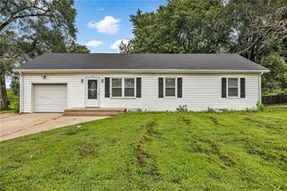 506 E 165th Street, Belton, MO 64012
