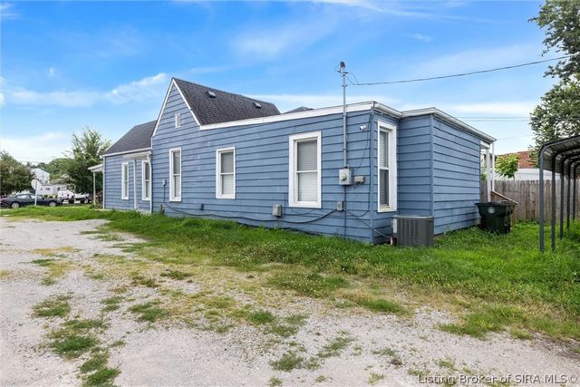 1621 King Street, New Albany, IN 47150