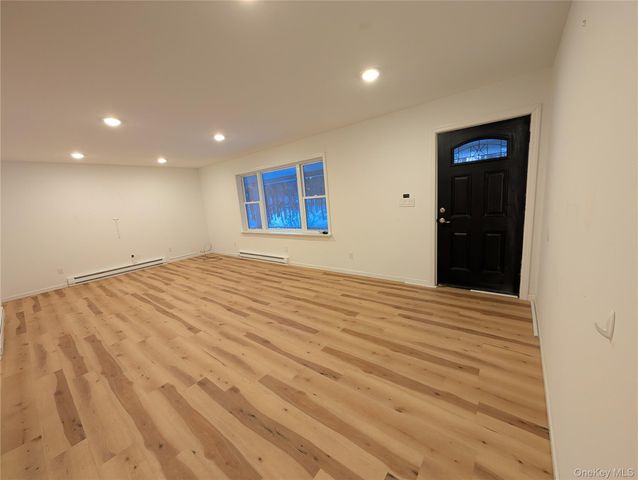 1407 State Route 208, Wallkill, NY 12589