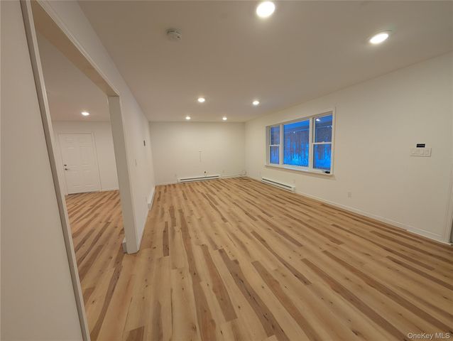 1407 State Route 208, Wallkill, NY 12589