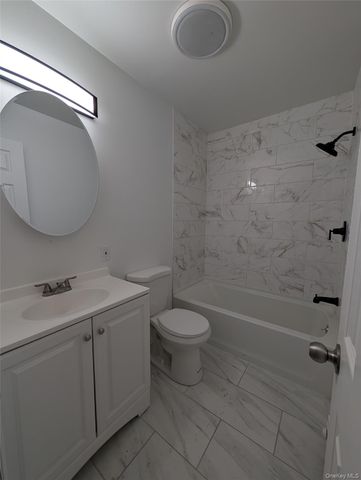 1407 State Route 208, Wallkill, NY 12589