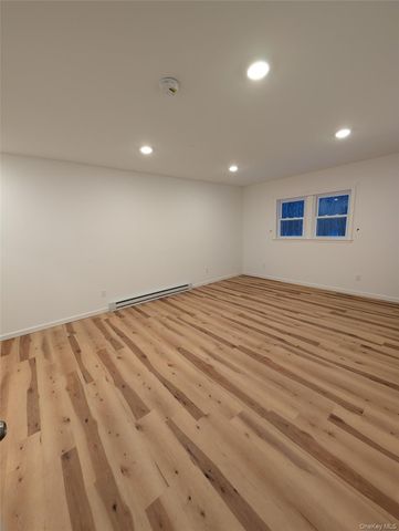 1407 State Route 208, Wallkill, NY 12589