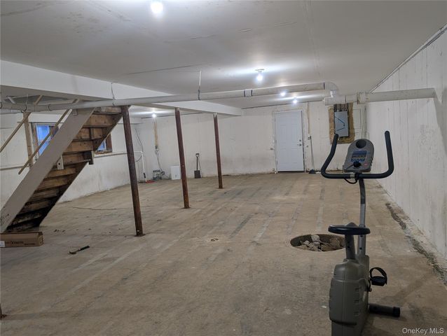 1407 State Route 208, Wallkill, NY 12589